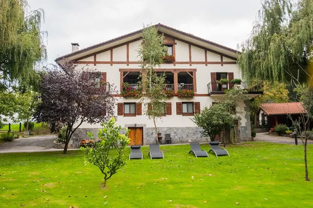 https://www.zubeltzutorre.es/